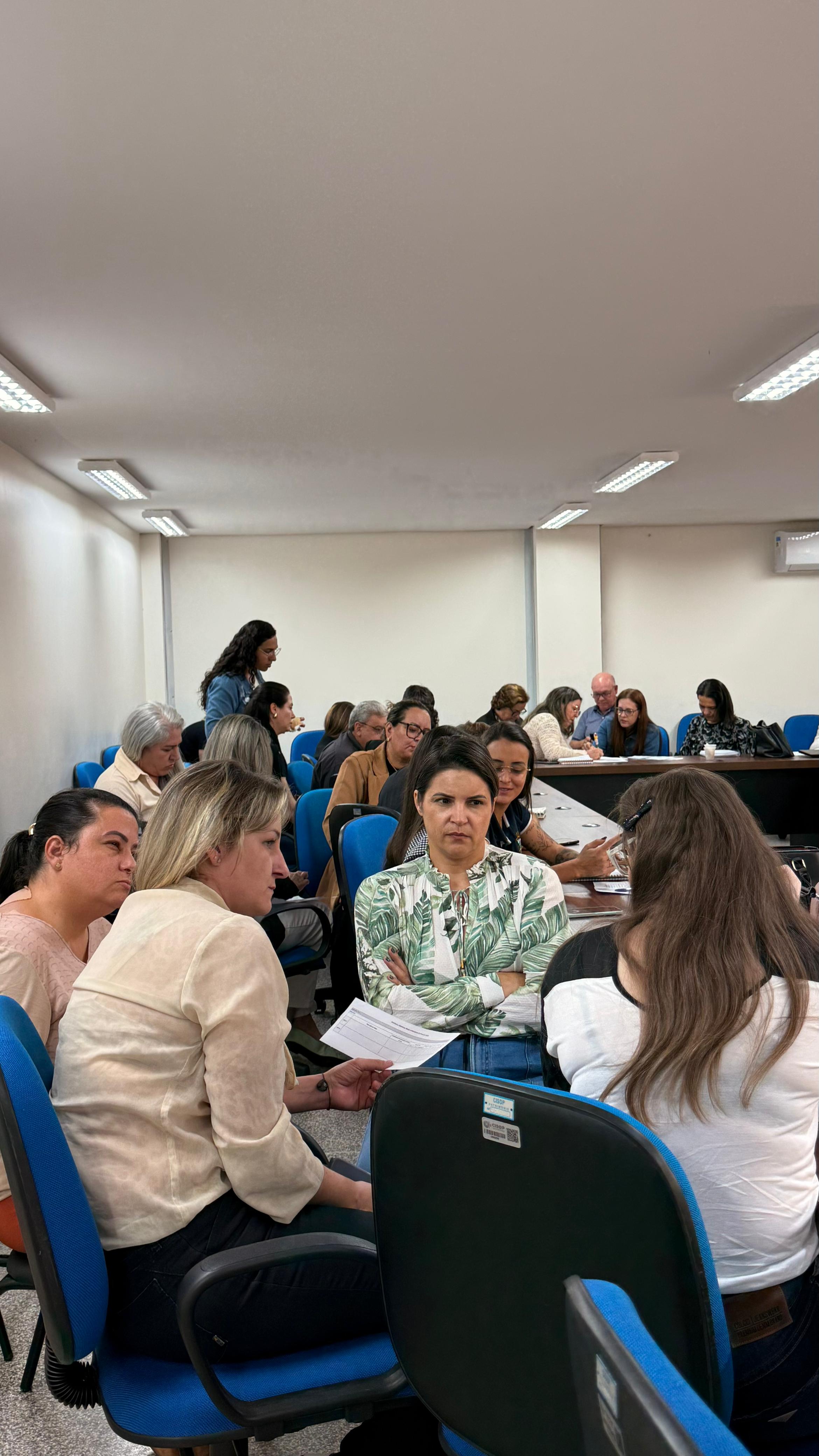 Secretários de Saúde participam de oficina sobre instrumentos de gestão no CISOP em Cascavel