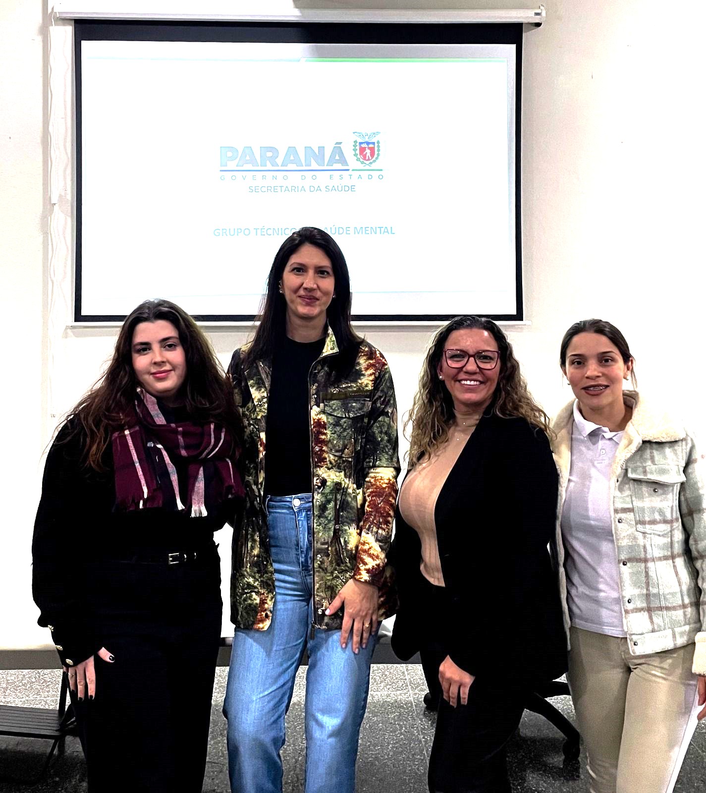 Profissionais debatem avanços na saúde mental durante reunião técnica da 10ª Regional de Saúde